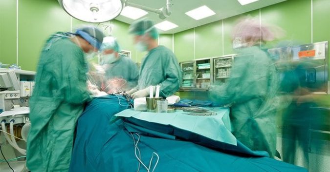 One Surgeon, Two Operations? New Senate Report Condemns ‘Concurrent Surgery’