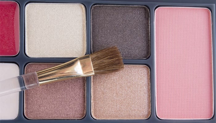 Justice, Popular Teen Clothing Store, Found to Be Selling Makeup with Asbestos in It