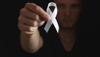 November Is Lunch Cancer Awareness Month, Here’s How You Can Help Spread the Word